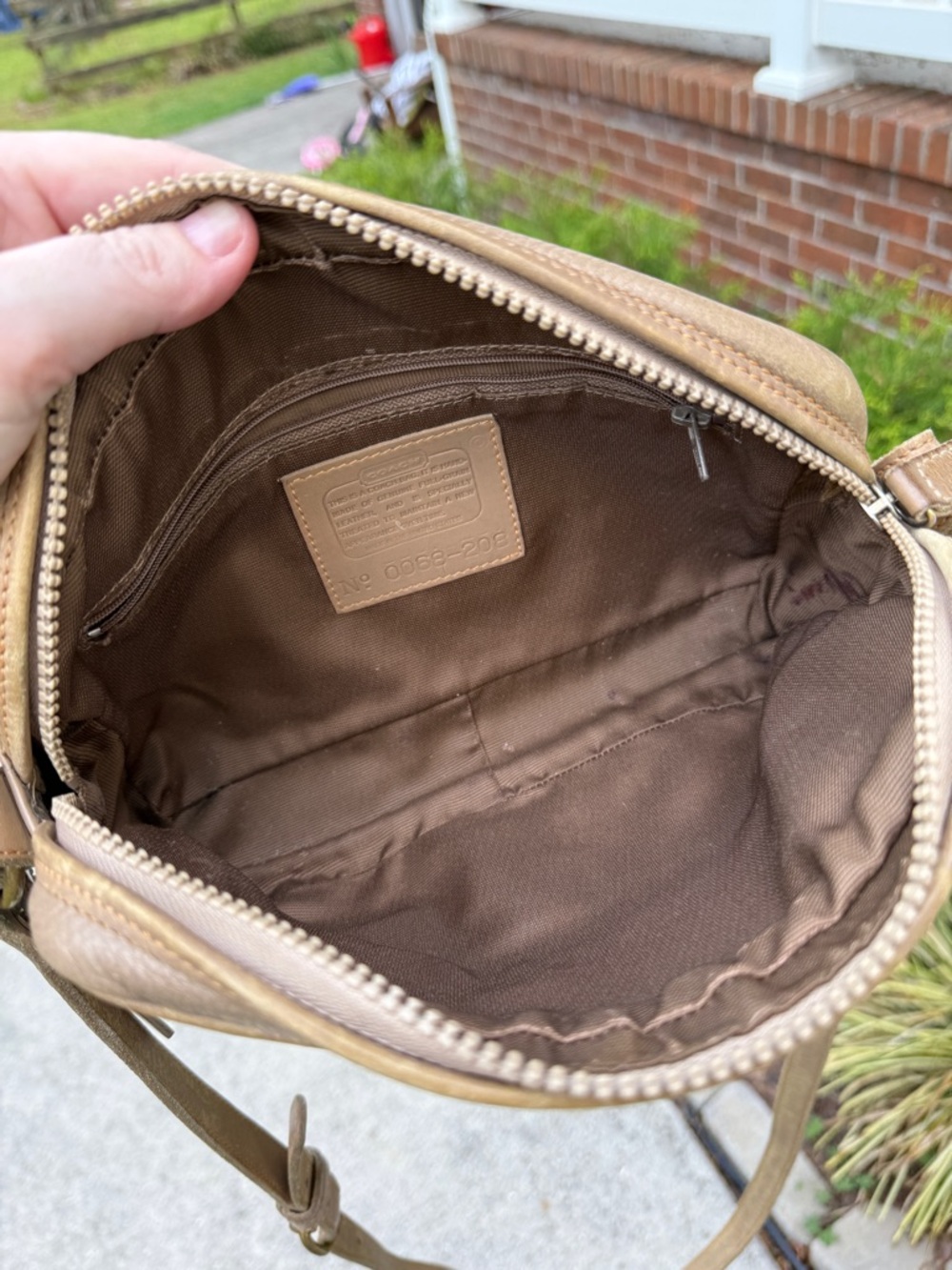 Vintage Coach Sheridan Made in USA Beige Tan Leather Handbag - Picture 9 of 12